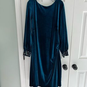 Jessica Howard Peacock Blue Velvet Cocktail Dress
